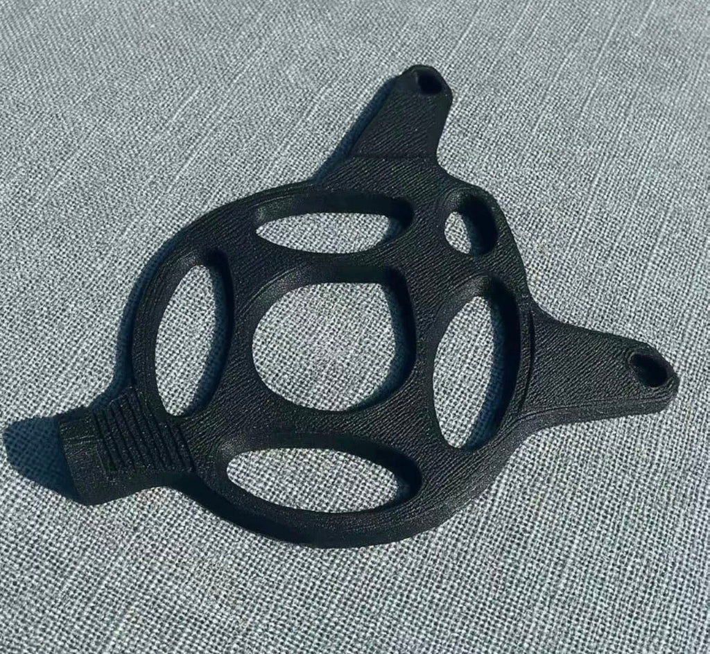 Tuttio style motor cover